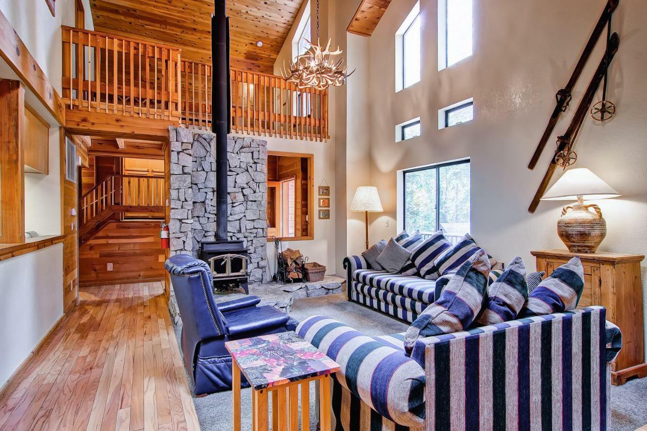 Yosemite Crossroads Villa Йосемити Уест Екстериор снимка